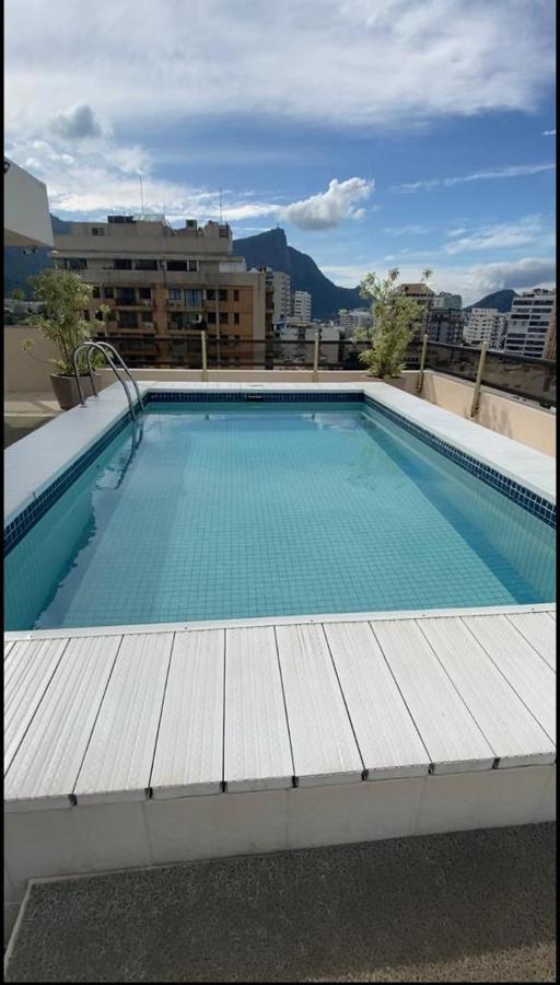 Apto Com Vista Mar, Piscina, Sauna, Academia E Servicos De Limpeza * Rio de Janeiro